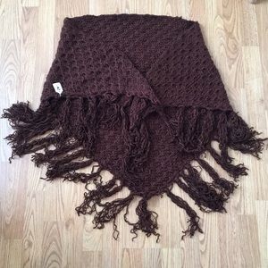 Handmade knit shall